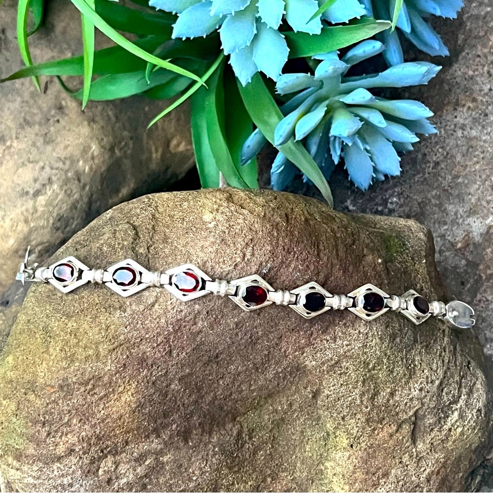 ❤️💯 REAL GARNET/SILVER  ⭐️❤️ fancy link Sterling Silver bracelet